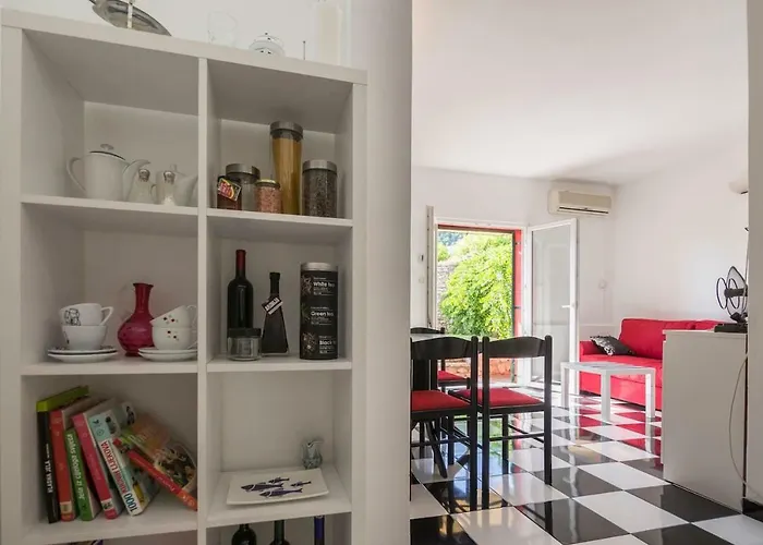 Apartment Black And White Chill Out Komiža