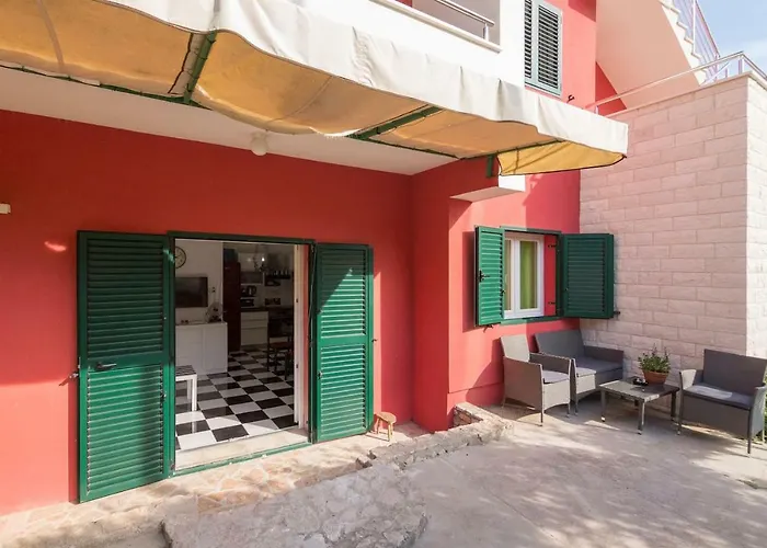 Black And White Chill Out *