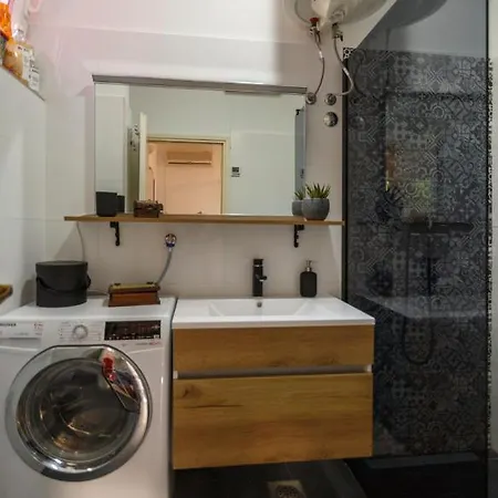 Black And White Chill Out